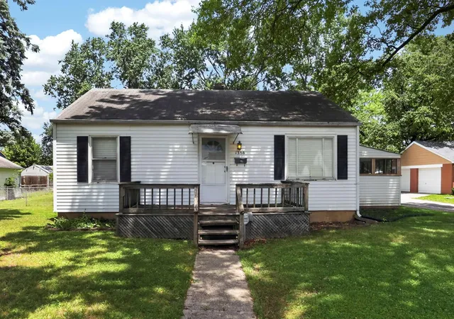 Photo 1 of Single family home for sale at 1366 Melrose Ave, Columbus, OH 43224 | MLS# 226022005 | Listing updated on 2026-09-22