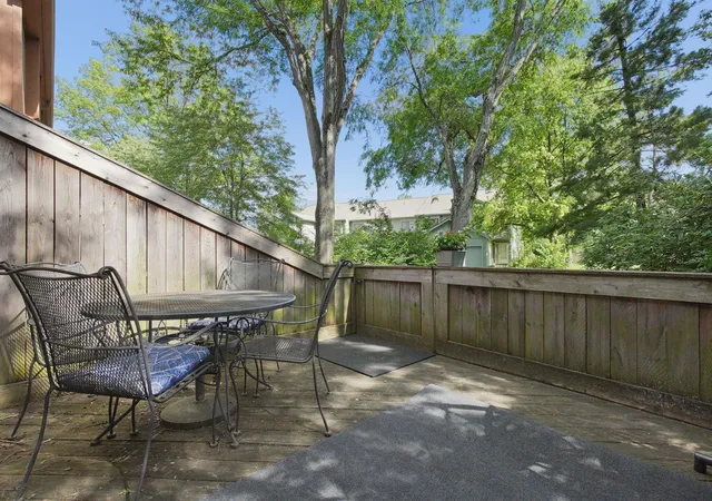 2nd image of 1781 Sawgrass Dr, Reynoldsburg, OH 43068