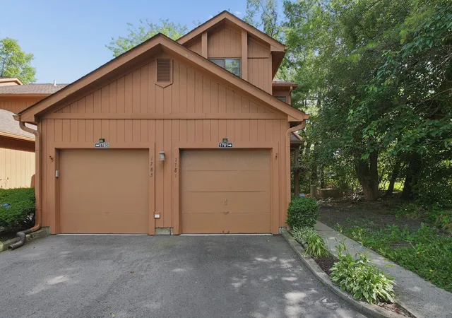 Photo 2 of Condo for sale at 1781 Sawgrass Dr #B, Reynoldsburg, OH 43068 | MLS# 226022308 | Listing updated on 2026-08-31