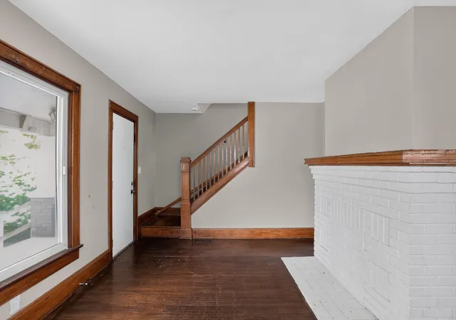 Homes for sale in Columbus, OH | 1627 Manchester Ave, Columbus, OH 43211 | MLS# 226023239