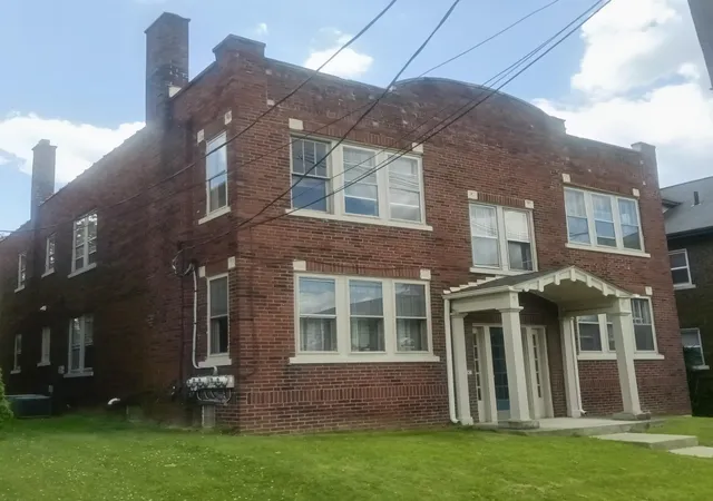 1st image of 169 E Arcadia Ave, Columbus, OH 43202 | MLS# 226021991