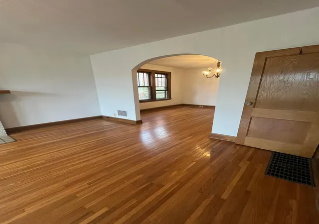 5th image of 169 E Arcadia Ave, Columbus, OH 43202 | MLS# 226021991