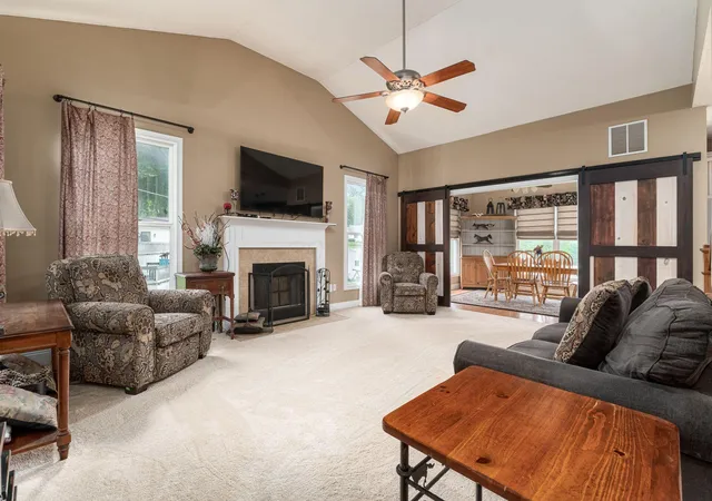 Homes for sale in Granville, OH | 170 Rose Dr, Granville, OH 43023 | MLS# 226022094