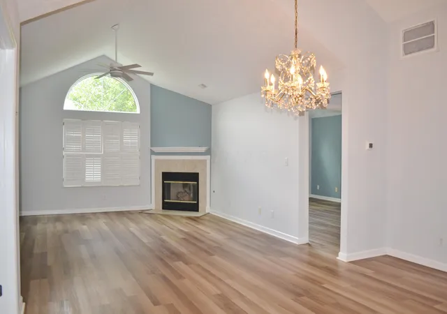 5th image of 2647 Prestwick Village Cir, Springfield, OH 45503 | MLS# 226022507