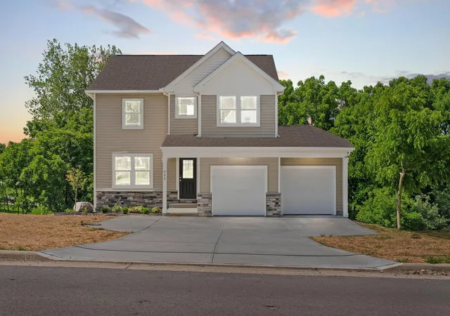 3rd image of 908 Eastern Ave, Bellefontaine, OH 43311 | MLS# 226022045