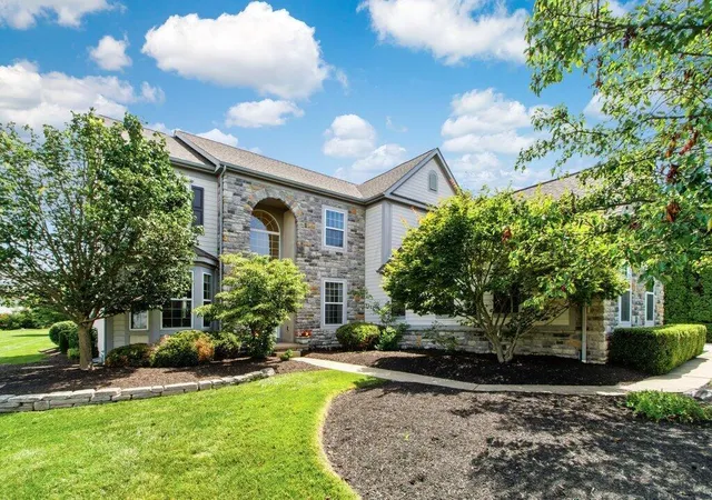 3rd image of 4222 Hunters Bnd, Powell, OH 43065 | MLS# 226022340