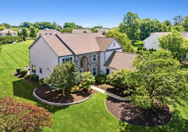 4th image of 4222 Hunters Bnd, Powell, OH 43065 | MLS# 226022340