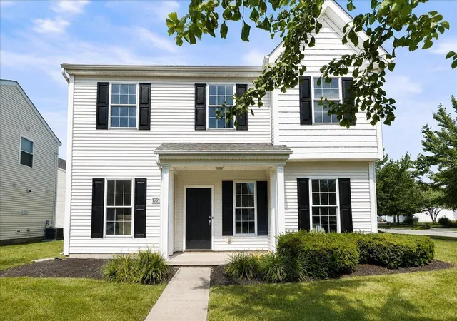 Homes for sale in Blacklick, OH | 1091 Eberton Ave, Blacklick, OH 43004 | MLS# 226023511