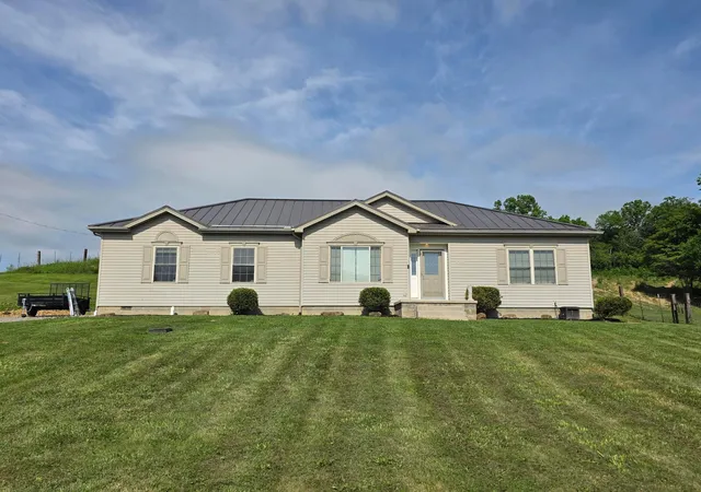 Photo 1 of Single family home for sale at 6805 Charleston Pike, Chillicothe, OH 45601 | MLS# 226022434 | Listing updated on 2026-07-29