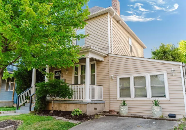 Homes for sale in Columbus, OH | 590 W 2Nd Ave, Columbus, OH 43201 | MLS# 226022282