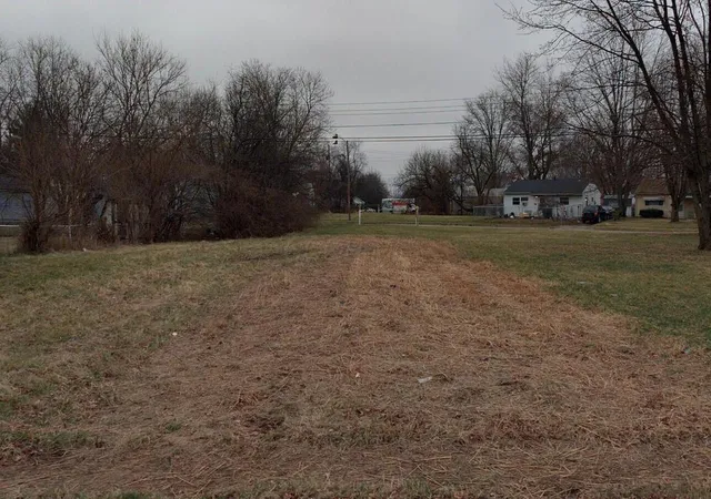 Photo 2 of Land for sale at 3060 Durham Dr, Columbus, OH 43207 | MLS# 226022392 | Listing updated on 2026-09-03