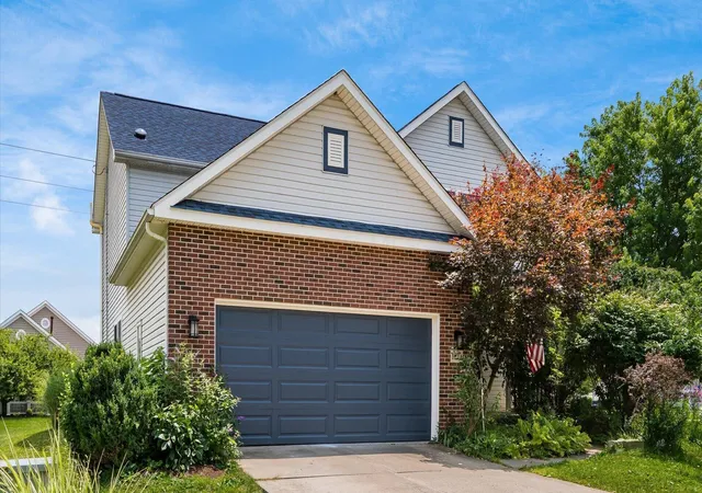 Homes for sale in Granville, OH | 120 Kildare St, Granville, OH 43023 | MLS# 226025271