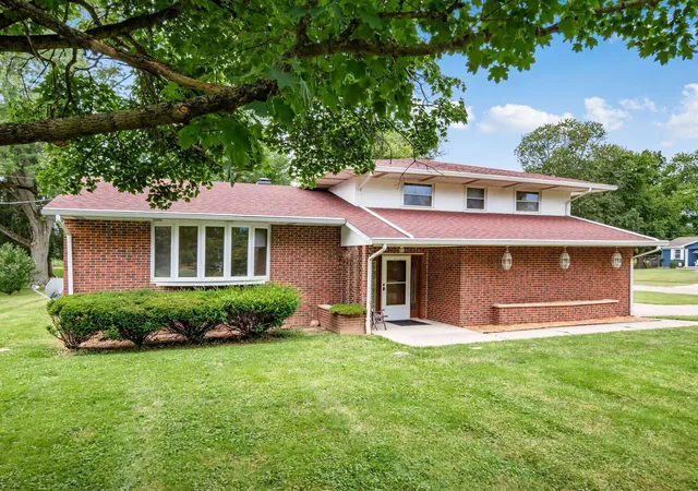 2nd image of 159 Pickway St, Delaware, OH 43015 | MLS# 226028837