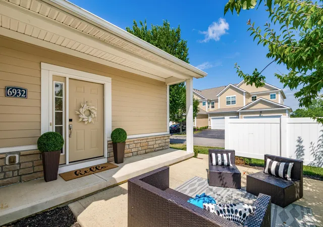 1st image of 6932 Kinsale Ln, Powell, OH 43065 | MLS# 226028928