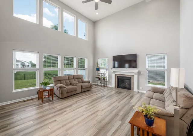3rd image of 8836 Glacier Pointe Dr, Plain City, OH 43064 | MLS# 226022306