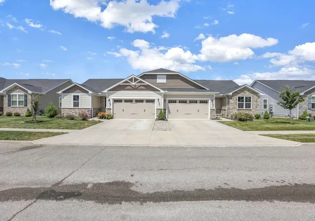 Homes for sale in Marysville, OH | 2249 Mcclouds Sq, Marysville, OH 43040 | MLS# 226022310