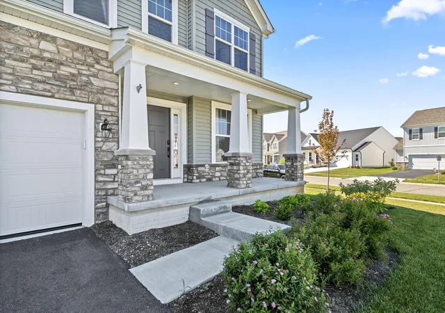 Homes for sale in Commercial Point, OH | 38 Chambers Bay Rd, Commercial Point, OH 43116 | MLS# 226022344