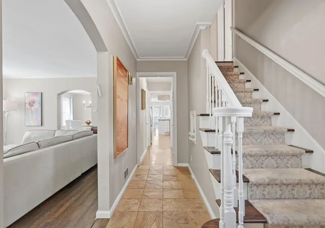 Photo 2 of Single family home for sale at 2724 Sherwood Rd, Columbus, OH 43209 | MLS# 226023262 | Listing updated on 2026-10-26
