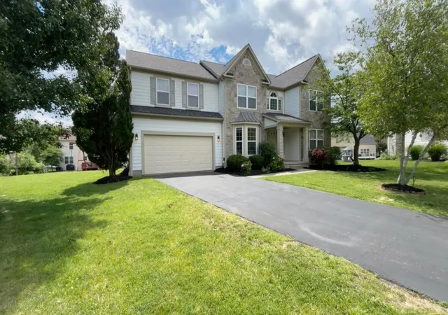 Homes for sale in Dublin, OH | 7321 Clover Park Wy, Dublin, OH 43016 | MLS# 226022691