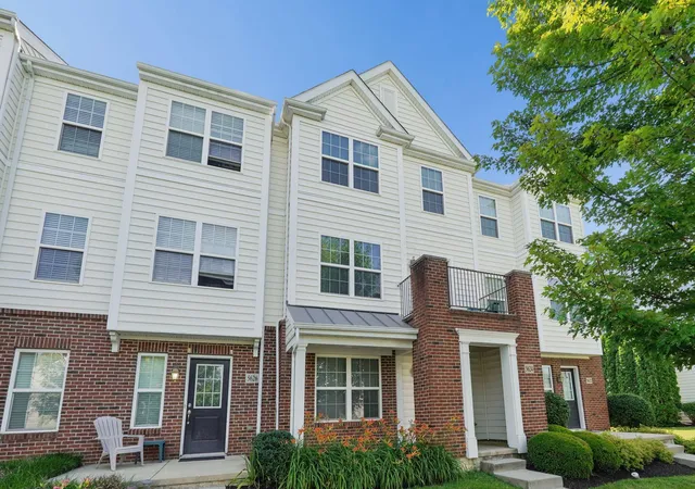 Homes for sale in Westerville, OH | 5624 Pittsford Dr, Westerville, OH 43081