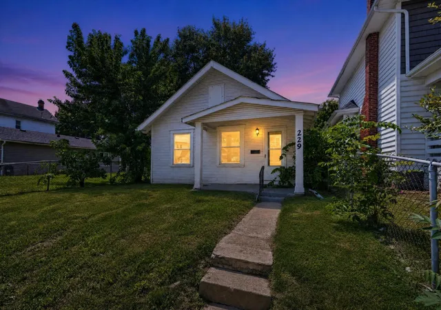 2nd image of 229 S Eureka Ave, Columbus, OH 43204 | MLS# 226024561