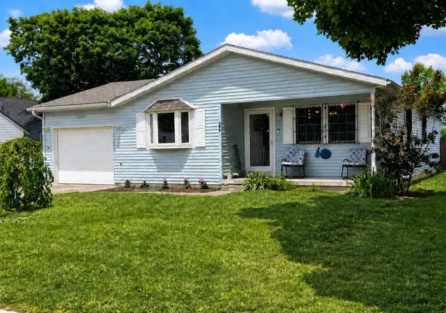 Homes for sale in Circleville, OH | 204 Cedar Heights Rd, Circleville, OH 43113 | MLS# 226023064