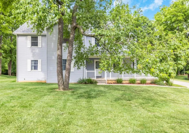 Homes for sale in Chillicothe, OH | 170 Applewood Dr, Chillicothe, OH 45601 | MLS# 226022429