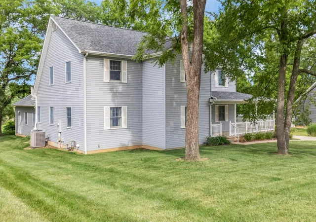 Homes for sale in Chillicothe, OH | 170 Applewood Dr, Chillicothe, OH 45601 | MLS# 226022429