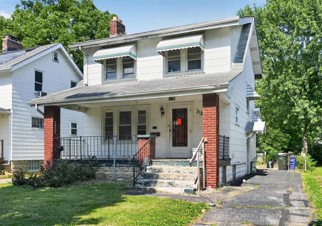 Photo 1 of Single family home for sale at 312 N Warren Ave, Columbus, OH 43204 | MLS# 226023509 | Listing updated on 2026-10-01