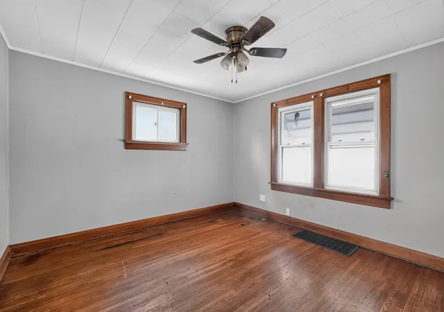 Photo 2 of Single family home for sale at 312 N Warren Ave, Columbus, OH 43204 | MLS# 226023509 | Listing updated on 2026-10-01