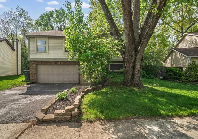 Photo 1 of Single family home for sale at 3736 Dolomite Dr, Columbus, OH 43230 | MLS# 226022624 | Listing updated on 2026-08-17