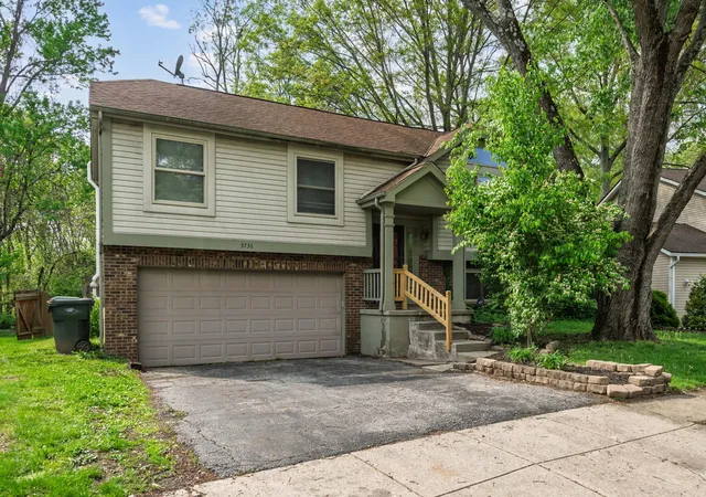 Photo 2 of Single family home for sale at 3736 Dolomite Dr, Columbus, OH 43230 | MLS# 226022624 | Listing updated on 2026-08-17