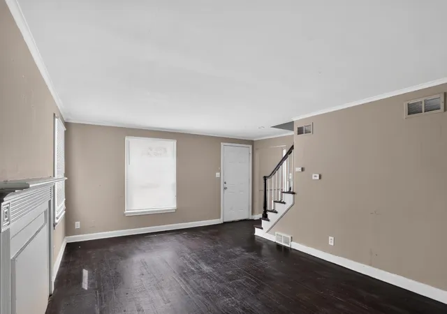 Homes for sale in Columbus, OH | 208 S James Rd, Columbus, OH 43213 | MLS# 226023234