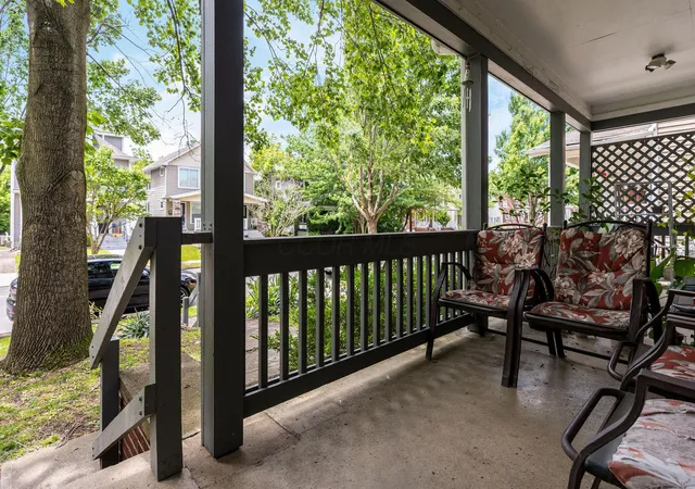 3rd image of 2406-2408 Indianola Ave, Columbus, OH 43202 | MLS# 226022609