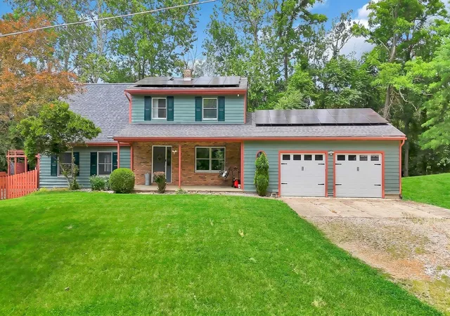 1st image of 2625 Fawn Ln, Zanesville, OH 43701 | MLS# 226022724