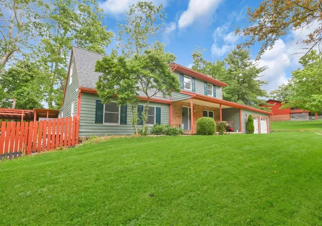Photo 4 of Single family home for sale at 2625 Fawn Ln, Zanesville, OH 43701 | MLS# 226022724 | Listing updated on 2026-07-28