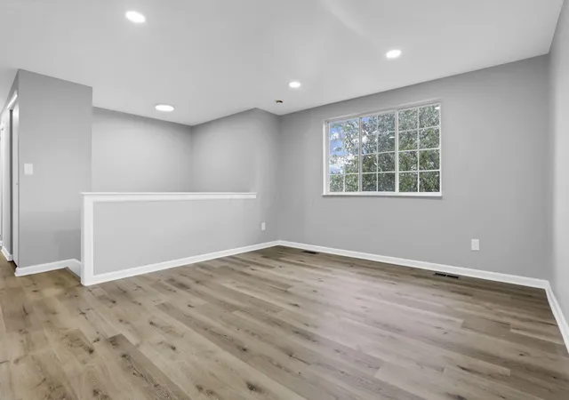 3rd image of 8906 Lakefield Ct, Galloway, OH 43119 | MLS# 226022491
