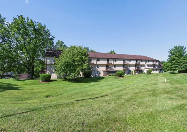 Homes for sale in Columbus, OH | 3939 Karl Rd #100, Columbus, OH 43224 | MLS# 226022552