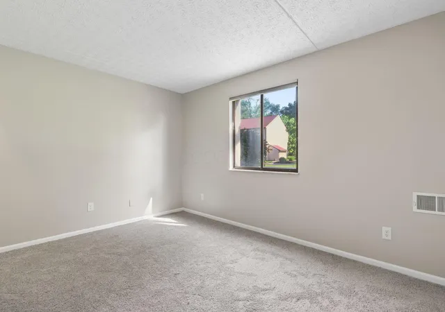 Homes for sale in Columbus, OH | 3939 Karl Rd #100, Columbus, OH 43224 | MLS# 226022552