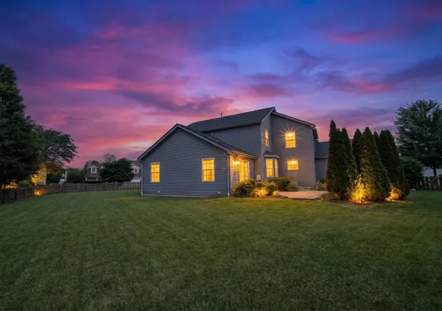 Photo 3 of Single family home for sale at 4440 Huntwicke Dr, Hilliard, OH 43026 | MLS# 226022544 | Listing updated on 2026-09-18