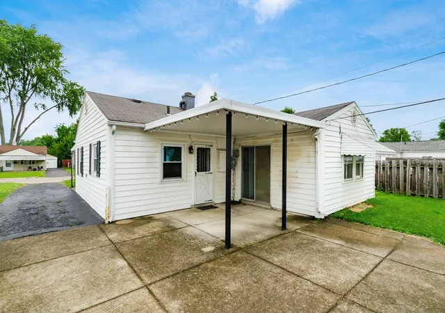 Photo 3 of Sale Pending at 4513 Saint Ann Ln, Columbus, OH 43213 | MLS# 226022758 | Listing updated on 2026-08-31