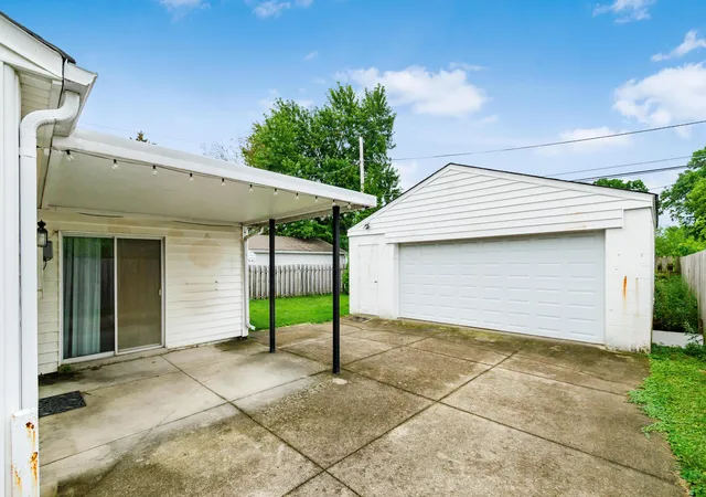 Photo 3 of Sale Pending at 4513 Saint Ann Ln, Columbus, OH 43213 | MLS# 226022758 | Listing updated on 2026-08-31