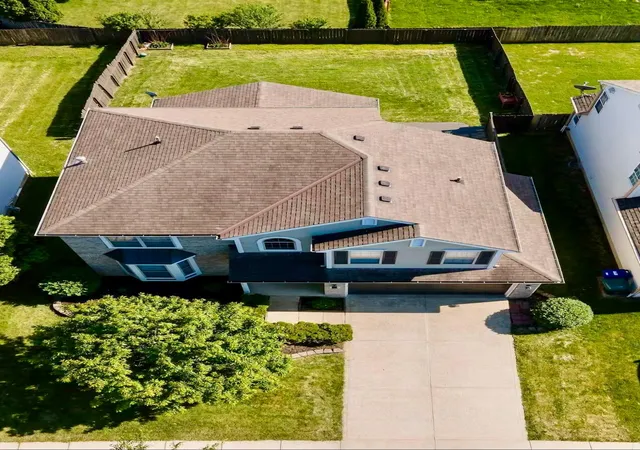 Photo 2 of Sale Pending at 905 Linkfield Dr, Columbus, OH 43085 | MLS# 226022606 | Listing updated on 2026-07-26