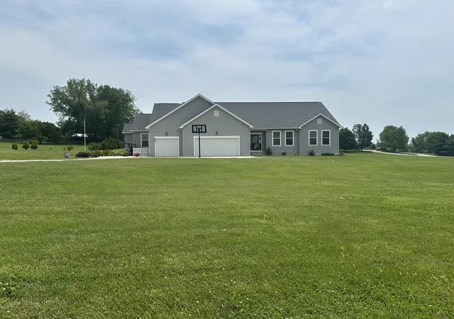 2nd image of 2434 Pickerington Rd, Carroll, OH 43112 | MLS# 226022598