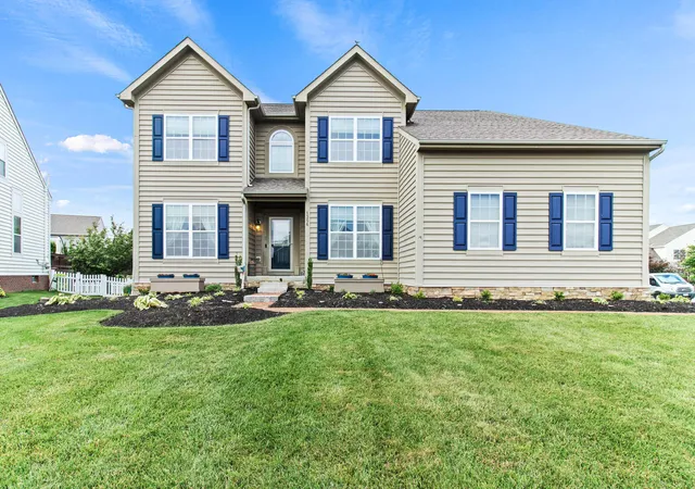 1st image of 1356 Scotsman Dr, Grove City, OH 43123 | MLS# 226022873