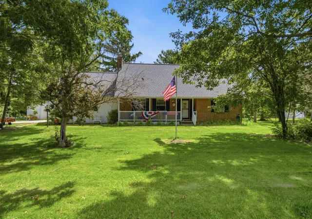 Homes for sale in Marysville, OH | 19758 Wolford Maskill Rd, Marysville, OH 43040 | MLS# 226022662