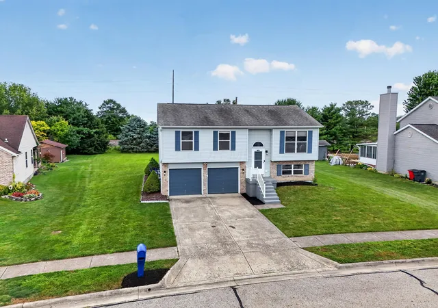 Homes for sale in Ashville, OH | 56 Ashton Dr, Ashville, OH 43103 | MLS# 226022705