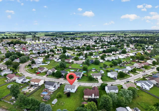 Homes for sale in Ashville, OH | 56 Ashton Dr, Ashville, OH 43103 | MLS# 226022705