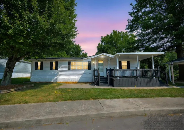 Homes for sale in Delaware, OH | 36 Ravine Ridge Dr, Delaware, OH 43015 | MLS# 226022870