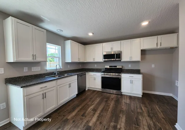 Homes for sale in Bellefontaine, OH | 513 E Chillicothe Ave, Bellefontaine, OH 43311 | MLS# 226023350